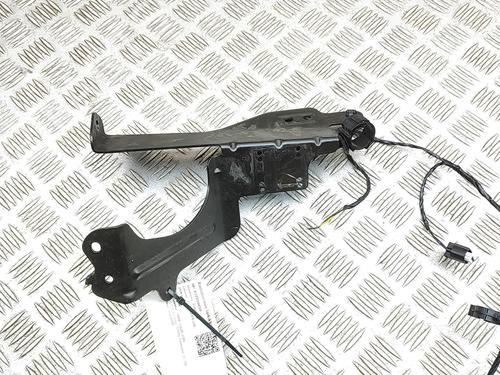 Used Support BMW 3 (G20, G80, G28) 330 e Plug-in-Hybrid (292 hp) 30108936