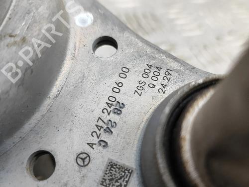 Engine mount MERCEDES-BENZ CLA (C118) CLA 200 (118.387) | BP28433658M89