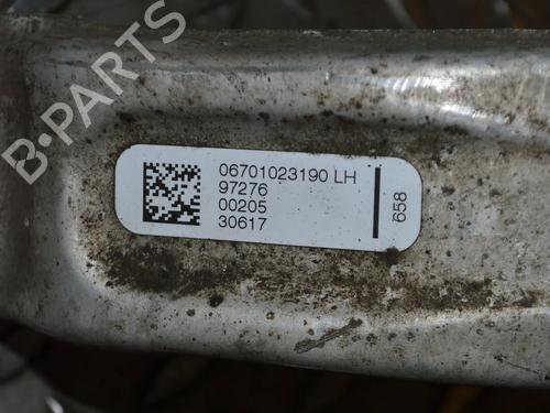 Left front steering knuckle MASERATI LEVANTE SUV (M161) 3.0 D Q4 | BP30226885M25 