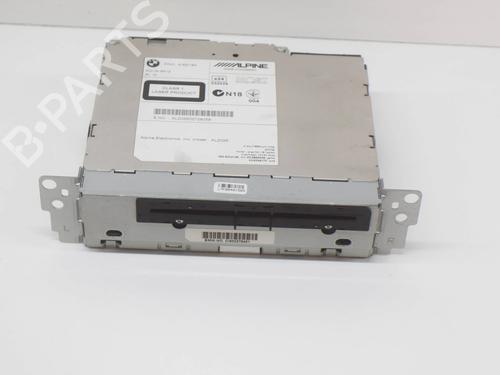 BP7739941M83 main image