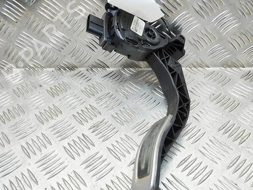 Used Pedal Pedal 38162431 38162431