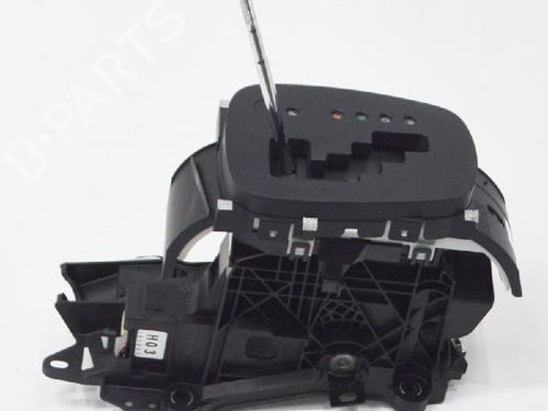Gear lever TOYOTA YARIS (_P13_) 1.5 Hybrid (NHP130_, NHP130) | BP6752590M90 