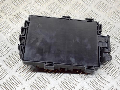 Fuse box TESLA MODEL X (5YJX) P100D AWD | BP8842953E1 - Image 4