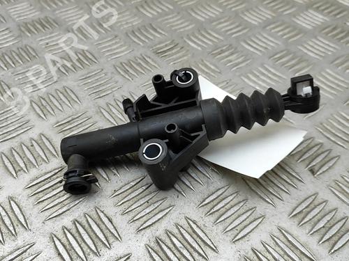 Used Clutch slave cylinder RENAULT TRAFIC III Van (FG_) 1.6 dCi 115 (FGMD) (116 hp) 30894629