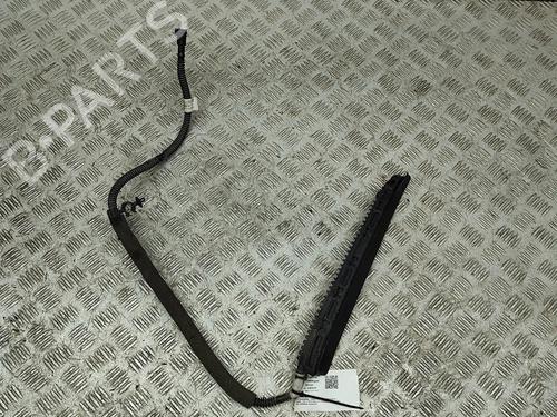 Used Front right wheel arch trim PORSCHE PANAMERA (970) 4.8 4S (400 hp) 27331249