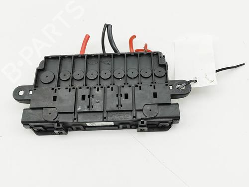 Fuse box LAND ROVER DISCOVERY V (L462) 2.0 Sd4 4x4 | BP37029666E1 - Image 3