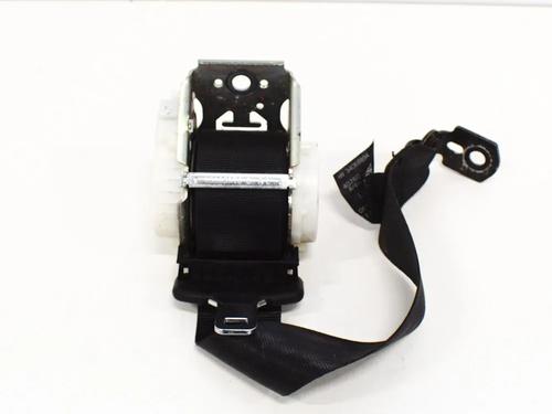 Used Rear right seatbelt Rear right seatbelt FORD FOCUS III 1.0 EcoBoost (100 hp) 6863684 6863684
