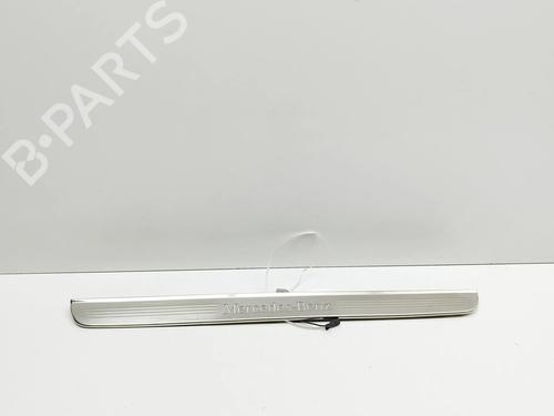 Used Step Step MERCEDES-BENZ E-CLASS Convertible (A238) E 220 d (238.414) (194 hp) 30284970 30284970