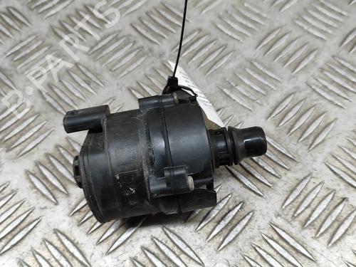 Auxiliary water pump BMW 5 Touring (G31) 530 d xDrive | BP16482049M111