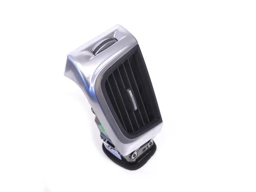 Luchtrooster JAGUAR E-PACE (X540) 2.0 D180 AWD (179 hp) 30218436