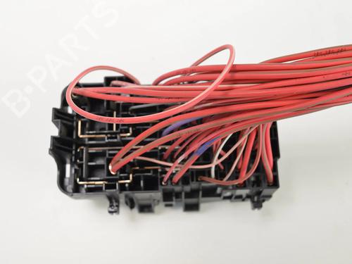 Fuse box RENAULT GRAND SCÉNIC III (JZ0/1_) 1.5 dCi (JZ09, JZ0D, JZ10, JZ14, JZ1G, JZ29, JZ2C) | BP30233232E1