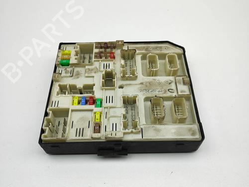 fuse-box-renault-master-iii-van-fv-2010-38184591 main image