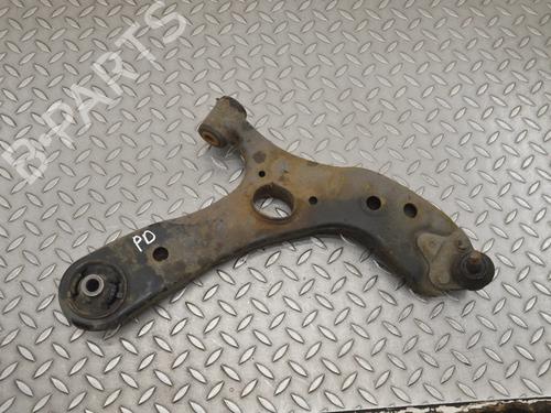 Used Right front suspension arm TOYOTA PRIUS (_W3_) 1.8 Hybrid (ZVW3_) (99 hp) 30240577