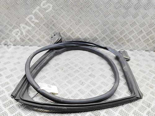 Gummiliste ASTON MARTIN DBX 4.0 All-wheel Drive | BP36809306C142 - Image 3