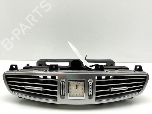 Used Air vent Air vent MERCEDES-BENZ S-CLASS Coupe (C216) CL 500 4-matic (216.394) (435 hp) 33387750 33387750