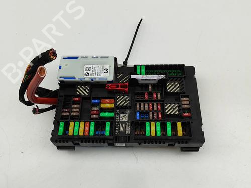 Used Fuse box BMW 5 (G30, F90) 530 e Plug-in Hybrid (252 hp) 27577016