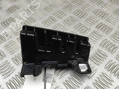 Used Rear bumper bracket LAND ROVER DEFENDER Station Wagon (L663) P525 4x4 (525 hp) 32525574