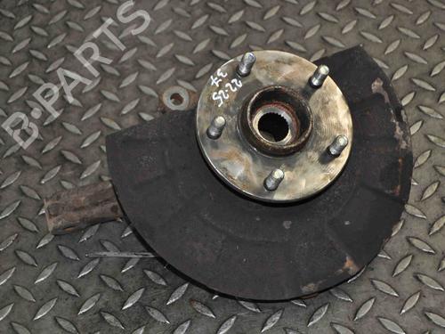 Used Left front steering knuckle SUZUKI GRAND VITARA II (JT, TE, TD) 1.9 DDiS All-wheel Drive (JT419, TD44, JB419WD, JB419XD,... (129 hp) 30281507