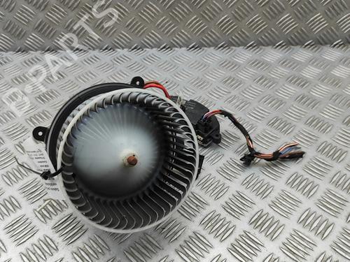 Used Heater blower motor MERCEDES-BENZ VITO Tourer (W447) 116 CDI / 116 BlueTEC (447.701, 447.703, 447.705) (163 hp) 30394796