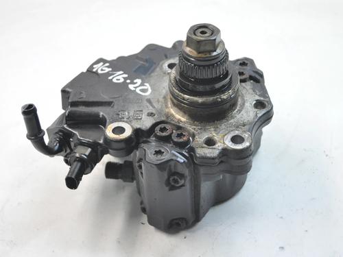 Used Fuel pump MERCEDES-BENZ C-CLASS T-Model (S204) C 220 CDI (204.202) (170 hp) 30210357