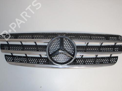 Used Grille MERCEDES-BENZ M-CLASS (W163) ML 400 CDI (163.128) (250 hp) 31976737