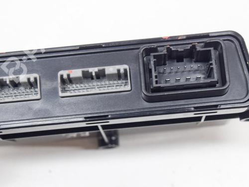 Modulo elettronico TESLA MODEL S (5YJS) 75 | BP8847227M83 