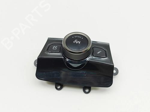 Switch ASTON MARTIN DBX 4.0 All-wheel Drive | BP36809574I30 - Image 3