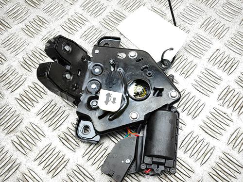 Tailgate lock TESLA MODEL Y (5YJY) Long Range All-wheel Drive | BP36232073C101 - Image 2