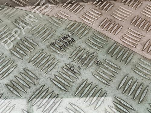 Front left door window BMW X1 (F48) sDrive 20 i | BP32170696C18