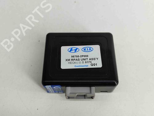 Used Electronic module KIA SORENTO II (XM) 2.2 CRDi 4WD (197 hp) 22443606