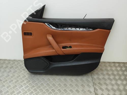Høyre frontpanel Høyre frontpanel MASERATI QUATTROPORTE VI 3.0 S Q4 (411 hp) 33798331 33798331