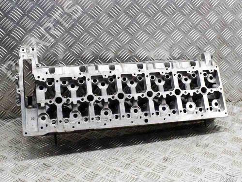Used Cylinder head BMW 5 (F10) 530 d (245 hp) 16018043
