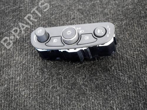 switch-opel-mokka-mokka-x-j13-14-_76-2012-6752148 main image