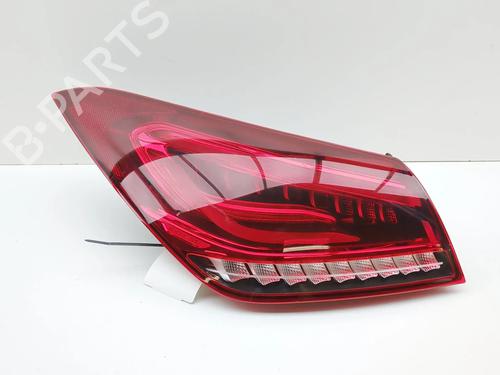 Venstre baglygte Venstre baglygte MERCEDES-BENZ CLA (C118) CLA 250 e (118.386) (218 hp) 39656375 39656375