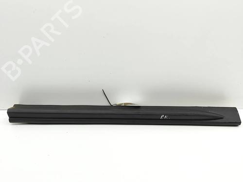 Used Left sideskirt Left sideskirt 37598972 37598972