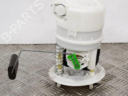 Used Fuel pump Fuel pump DACIA SANDERO II 1.2 (75 hp) 6747348 6747348