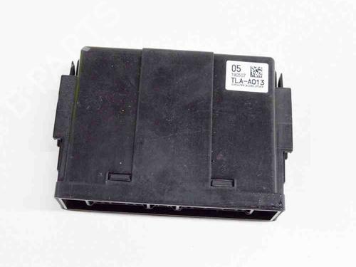 Używane Skrzynka bezpieczników HONDA CR-V V (RW_, RT_) 1.5 VTEC (RW1) (173 hp) 27760255