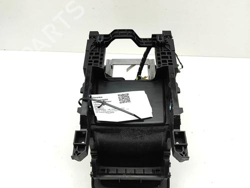 Armrest / Center console VW PASSAT B8 (3G2, CB2) 2.0 TDI | BP33223874I20 - Image 7