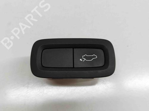 Switch VOLVO V60 II (225) B6 Mild-Hybrid AWD | BP29459337I30 
