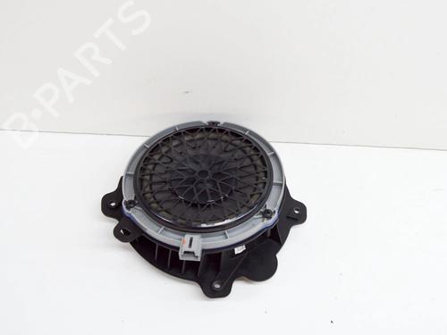Used Speaker Speaker PEUGEOT 2008 II (UD_, US_, UY_, UJ_, UR_, UC_) 1.2 PureTech 100 (USHNK) (101 hp) 11041990 11041990