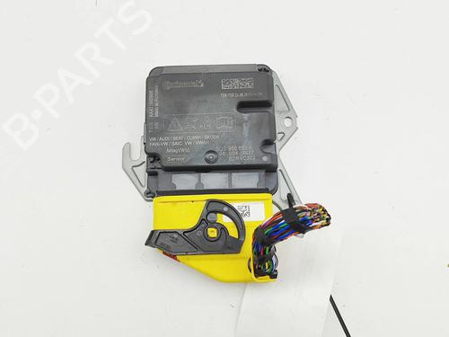 Used ECU airbags ECU airbags AUDI A3 Sportback (8YA, 8YF) 35 TFSI (150 hp) 39884321 39884321
