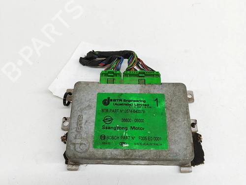 Used Gearbox control unit SSANGYONG MUSSO (FJ) 2.3 D (79 hp) 25216861