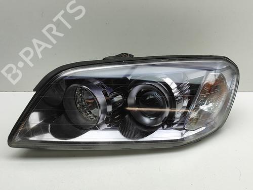 Used Left headlight CHEVROLET CAPTIVA (C100, C140) 2.0 D 4WD (150 hp) 28101875