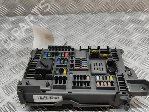 Used Fuse box BMW X5 (E70) xDrive 30 d (245 hp) 16712055