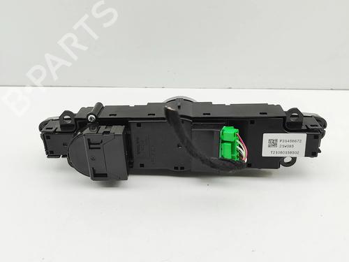 Switch VOLVO XC40 (536) T3 | BP30257644I30