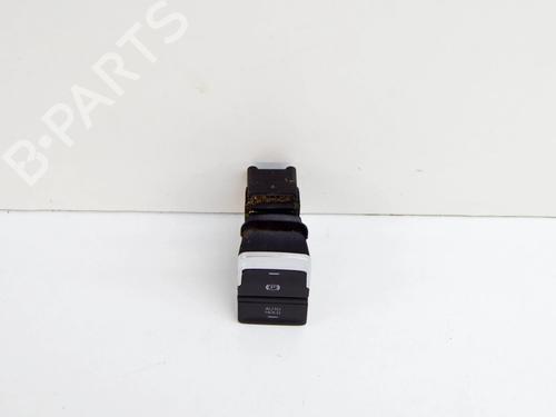 Used Switch VW GOLF VII (5G1, BQ1, BE1, BE2) 2.0 GTI (245 hp) 10915026