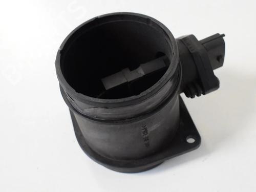 Used Mass air flow sensor Mass air flow sensor VOLVO V70 II (285) D5 (185 hp) 30207363 30207363