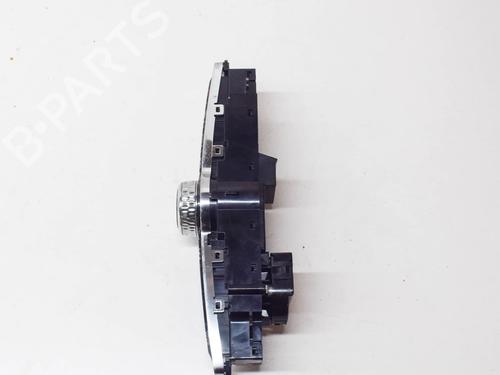 Switch VOLVO XC40 (536) T4 AWD | BP9227239I30