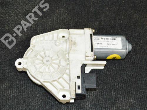 Portierruitmotor rechtsachter AUDI A6 C5 (4B2, 4B4) 2.4 (165 hp) 6715188