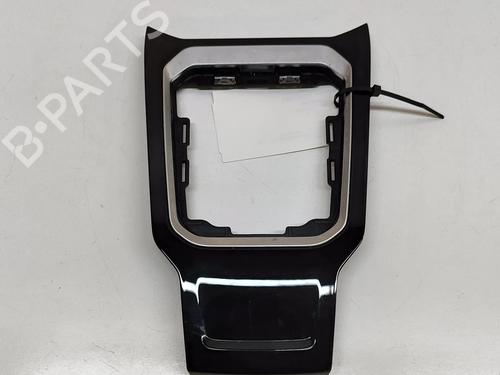 BP27532636O1 main image